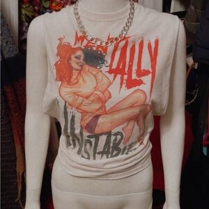 Graphic Print Women's Top